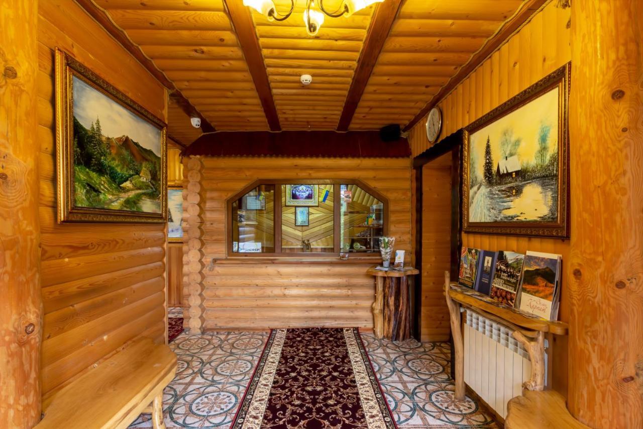 У Мар'Яни І Назара Yaremche Exterior foto
